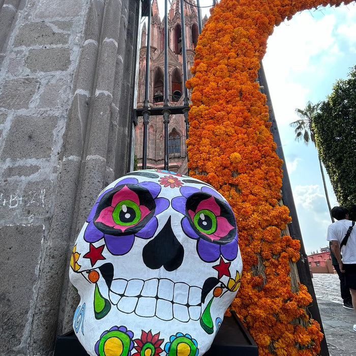 Exploring Día de Muertos in San Miguel de Allende: A Vibrant Celebration of Life and Memory - CEMCUI