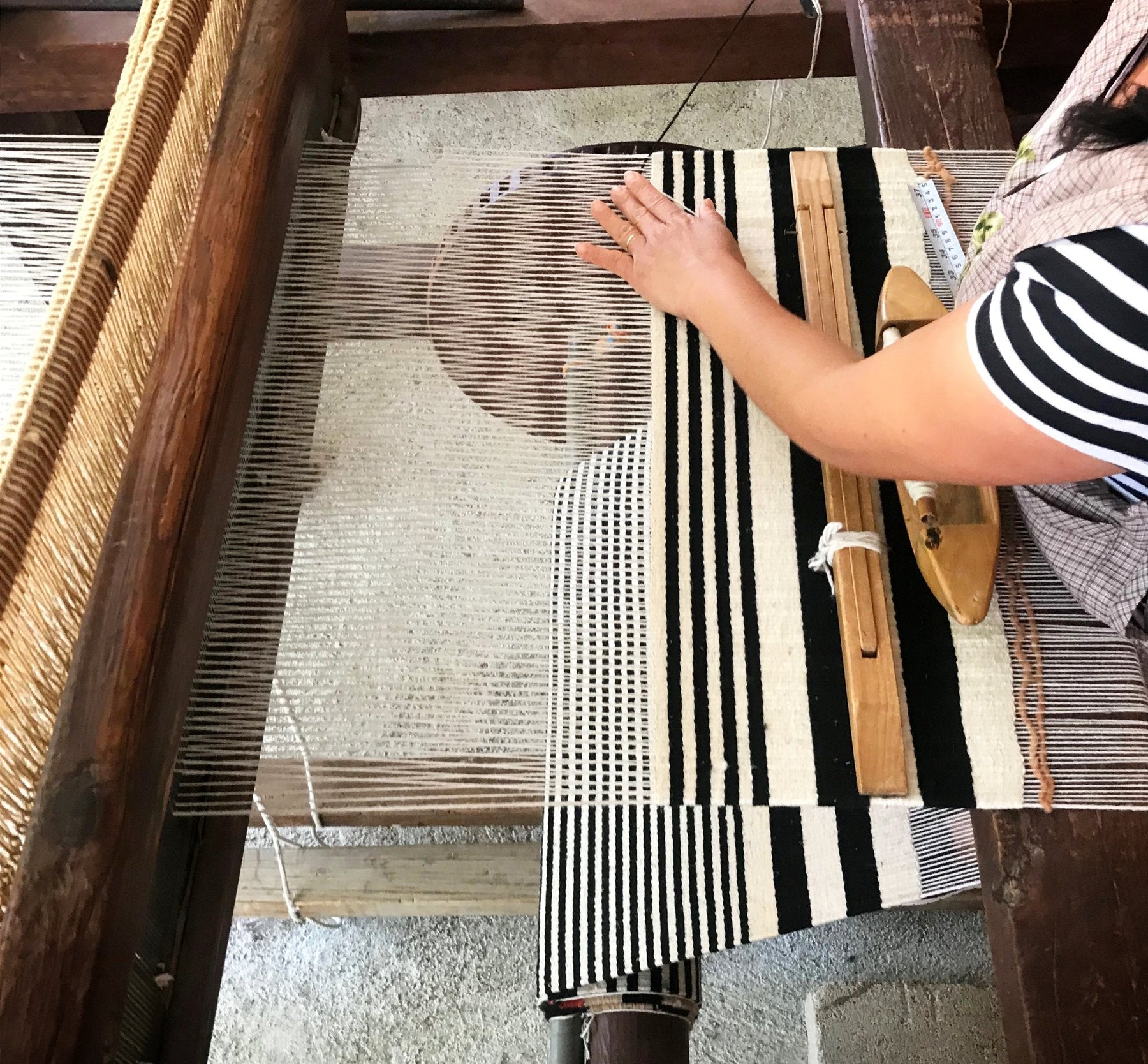 The Art of Weaving: Discovering Oaxaca’s Traditional Pedal Loom Rugs - CEMCUI