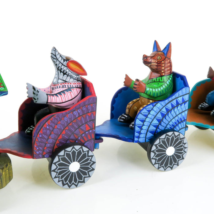 Animal Train - Oaxacan Alebrije Wood Carving - CEMCUI