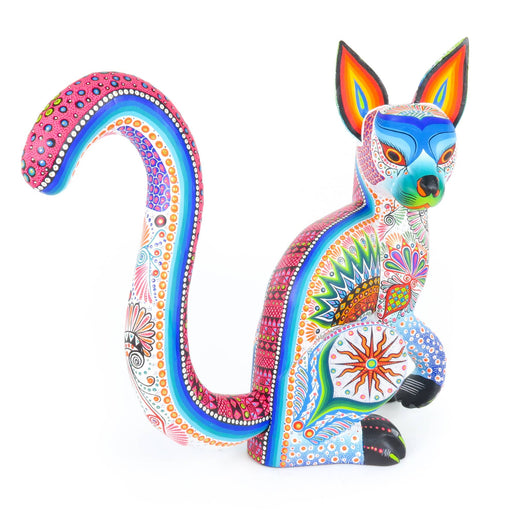 Beautiful Cat - Oaxacan Alebrije Wood Carving - CEMCUI