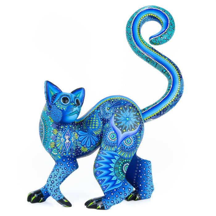 Blue Lemur - Oaxacan Alebrije Wood Carving - CEMCUI