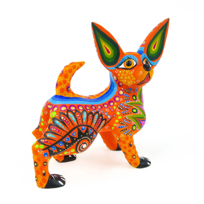 Chihuahua - Oaxacan Alebrije Wood Carving - CEMCUI