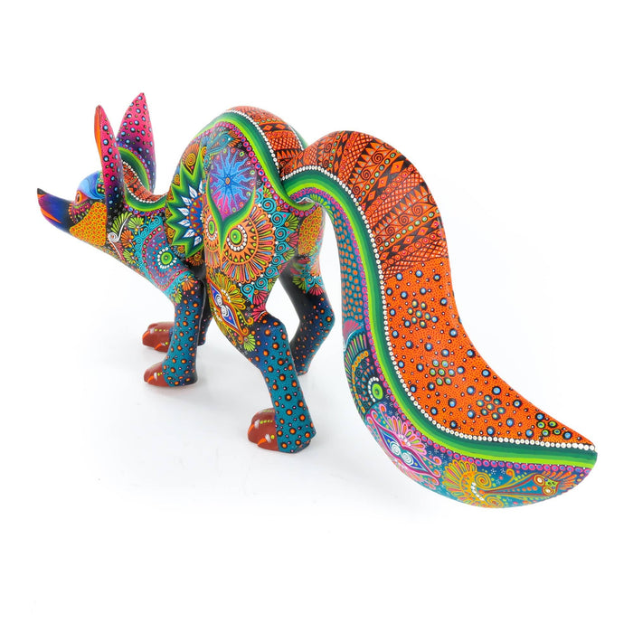 Cunning Fox - Oaxacan Alebrije Wood Carving - CEMCUI