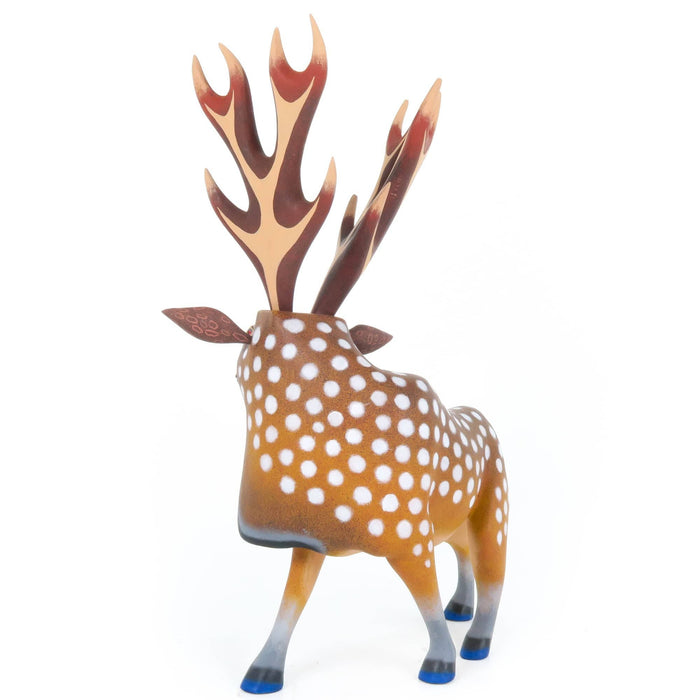 Elegant Deer - Oaxacan Alebrije Wood Carving - CEMCUI