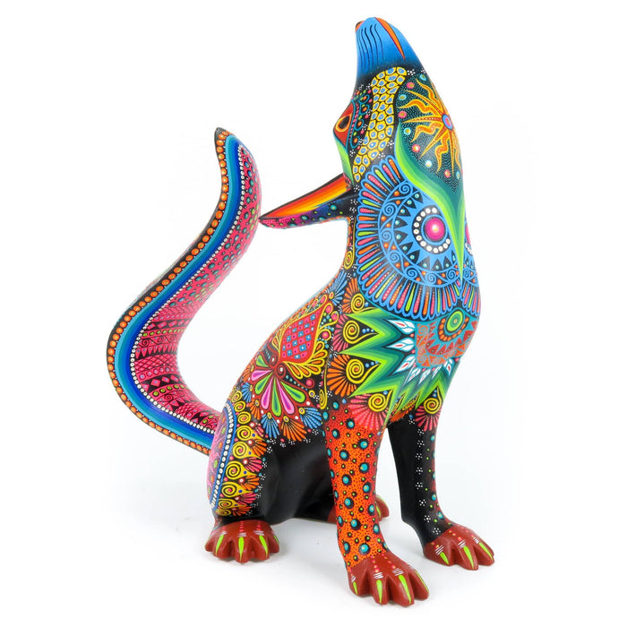 Exceptional Coyote - Oaxacan Alebrije Wood Carving - CEMCUI