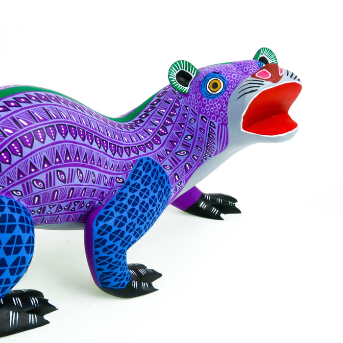 Exceptional Otter - Oaxacan Alebrije Wood Carving - CEMCUI