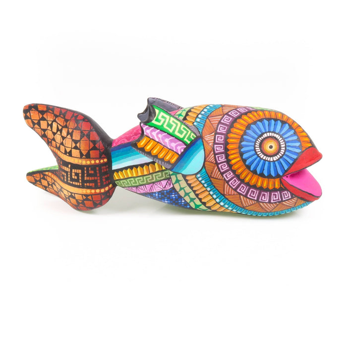 Fabulous Fish - Oaxacan Alebrije Wood Carving Sculpture - CEMCUI