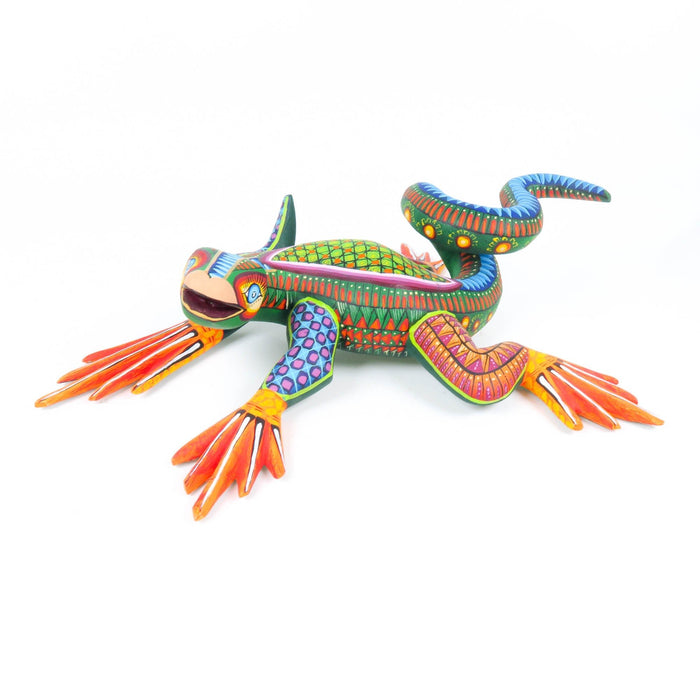 Fantastic Iguana - Oaxacan Alebrije Wood Carving - CEMCUI