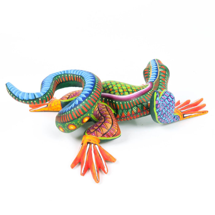 Fantastic Iguana - Oaxacan Alebrije Wood Carving - CEMCUI