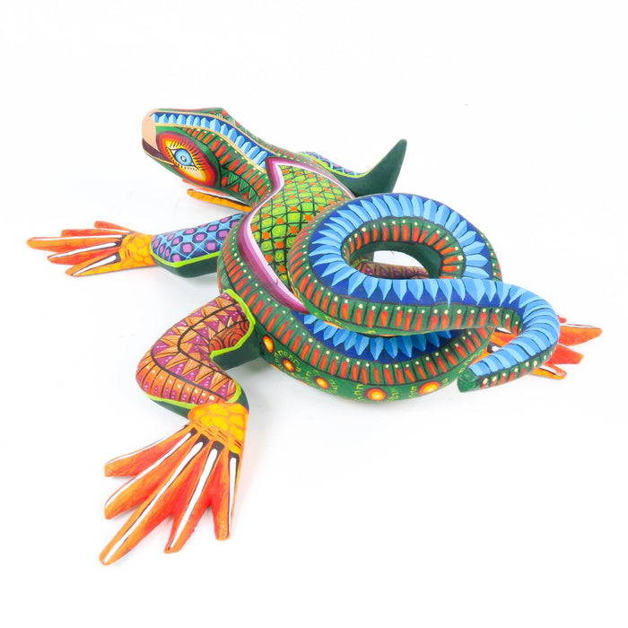 Fantastic Iguana - Oaxacan Alebrije Wood Carving - CEMCUI