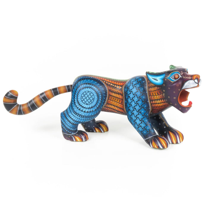 Fine Jaguar - Oaxacan Alebrije Wood Carving - CEMCUI