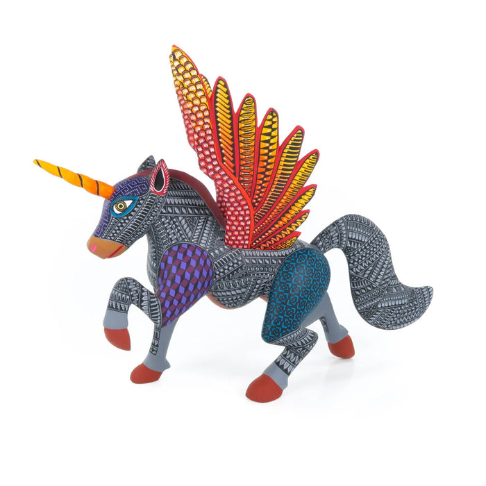 Gray Pegasus Horse - Oaxacan Alebrije Wood Carving - CEMCUI