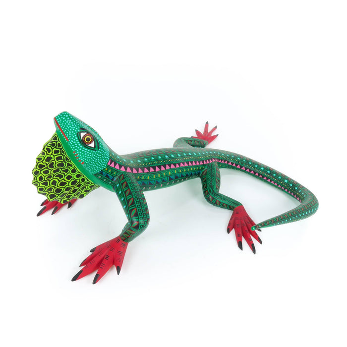 Large Iguana - Oaxacan Alebrije Wood Carving - CEMCUI