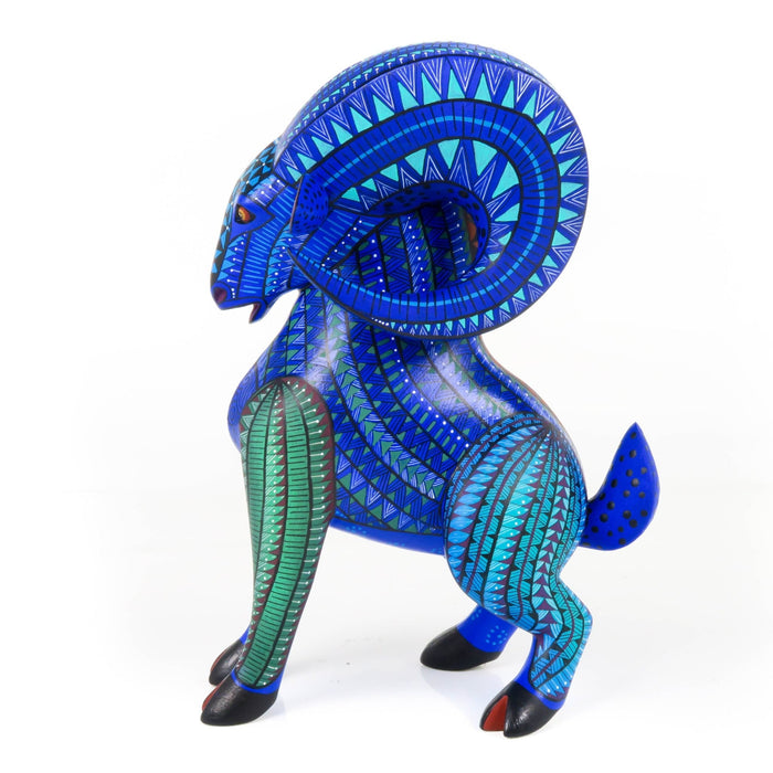 Majestic Bighorn Ram - Oaxacan Alebrije Wood Carving - CEMCUI