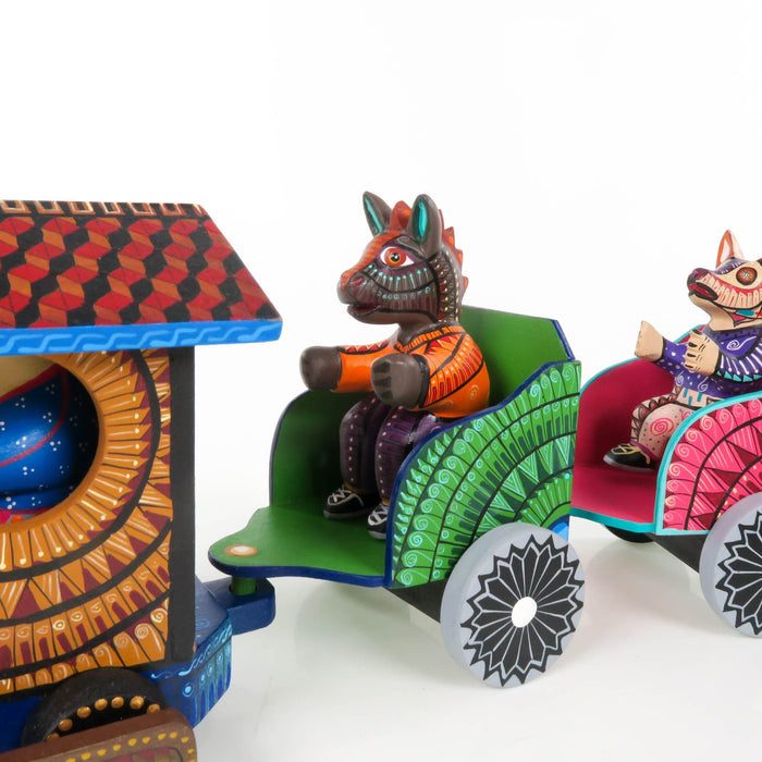 Masterpiece Animal Train - Oaxacan Alebrije Wood Carving - CEMCUI