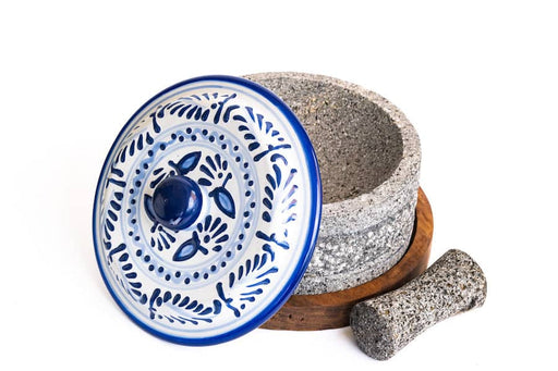 Mexican Volcanic Stone Molcajete Yolia 8 inches with Talavera Lid - CEMCUI