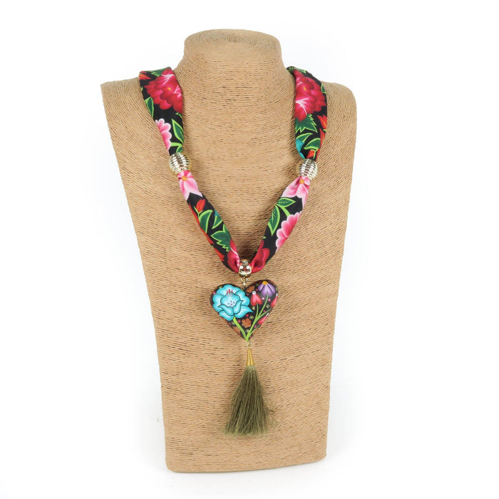 Oaxacan Alebrije Wood Carving Heart & Flowers Necklace - CEMCUI