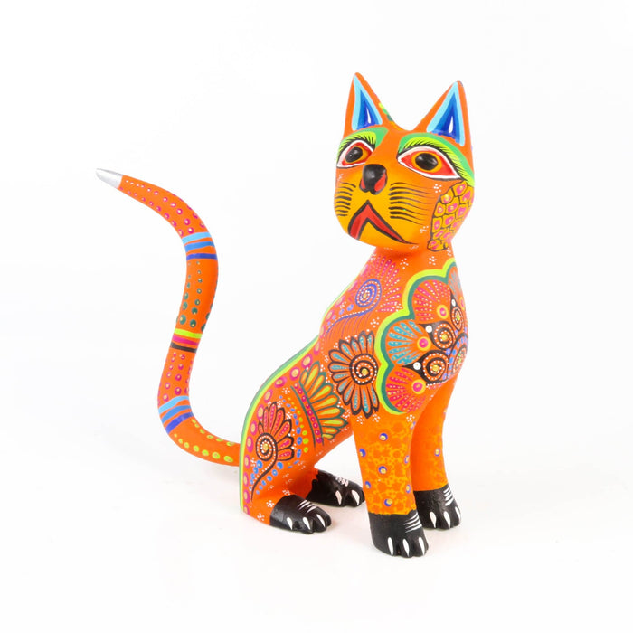 Orange Cat - Oaxacan Alebrije Wood Carving - CEMCUI