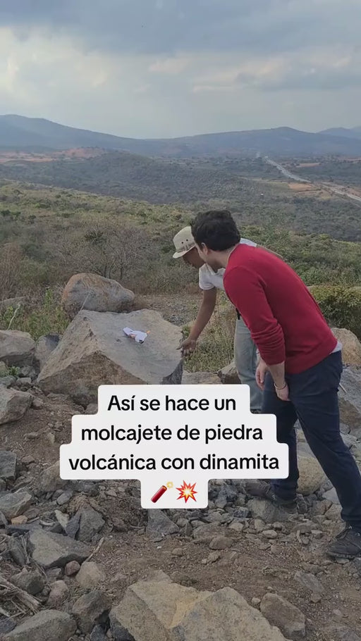 Molcajete Piedra Volcánica — CEMCUI