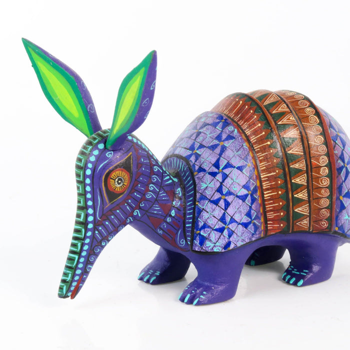 Purple Armadillo - Oaxacan Alebrije Wood Carving - CEMCUI