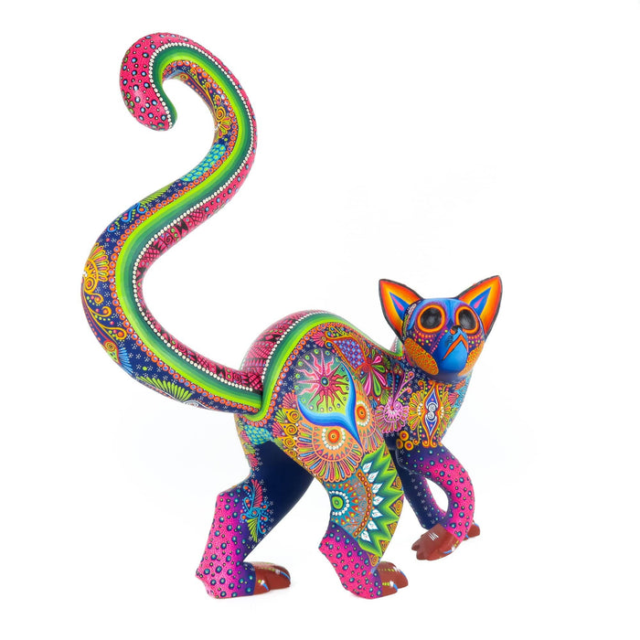 Purple Lemur - Oaxacan Alebrije Wood Carving - CEMCUI