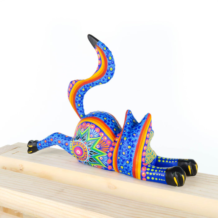 Shelf Sitting Cat (Blue) - Oaxacan Alebrije Wood Carving - CEMCUI