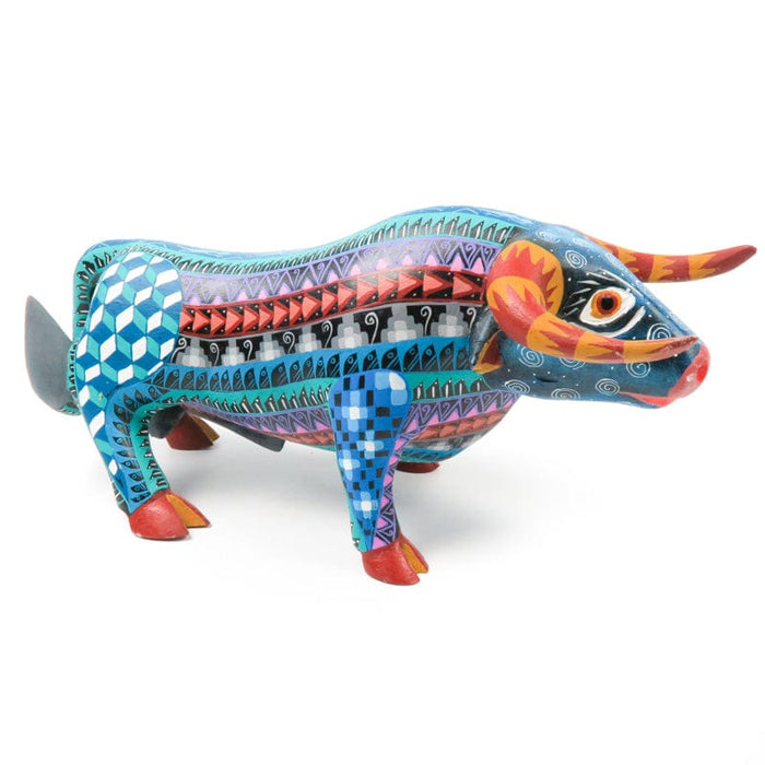 Zapotec Bull - Oaxacan Alebrije Wood Carving - CEMCUI