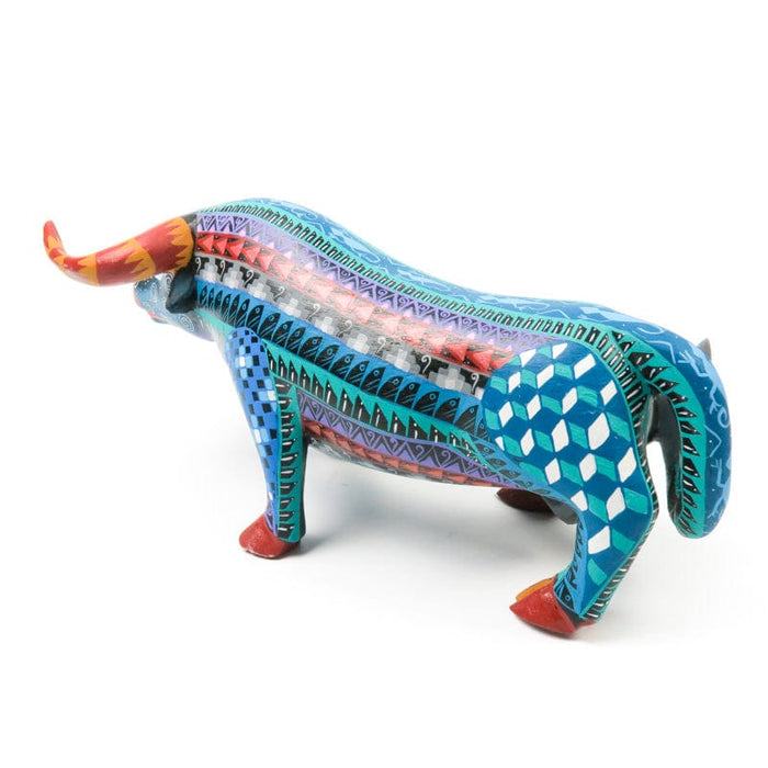 Zapotec Bull - Oaxacan Alebrije Wood Carving - CEMCUI