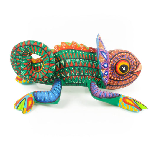 Zapotec Chameleon - Oaxacan Alebrije Wood Carving - CEMCUI