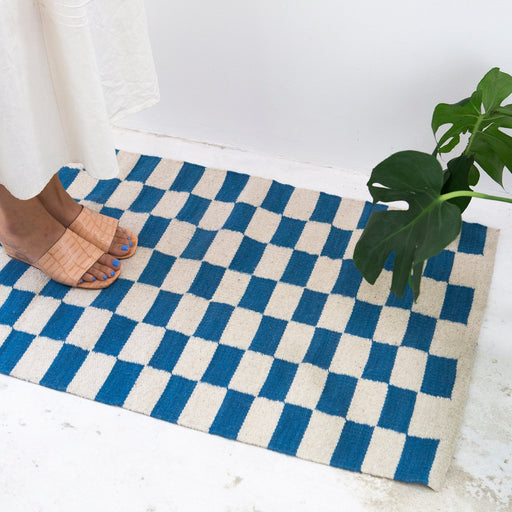 Zapotec Checkered Rug in Blue & Ivory - CEMCUI