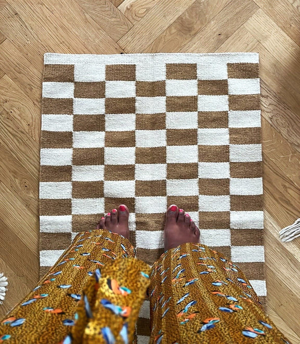 Zapotec Checkered Rug in Umber & Ivory - CEMCUI