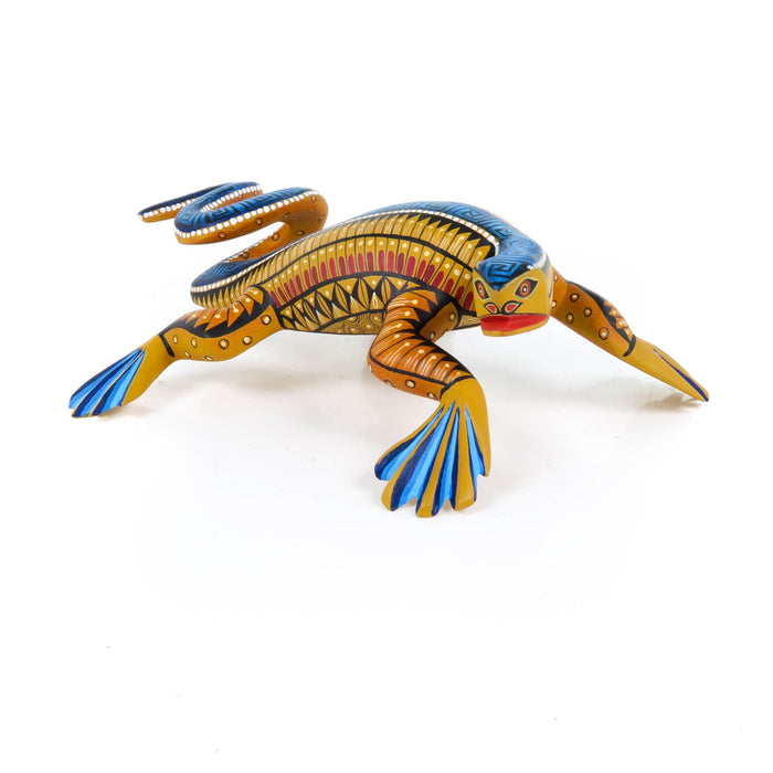 Zapotec Iguana - Oaxacan Alebrije Wood Carving - Nestor Melchor - CEMCUI