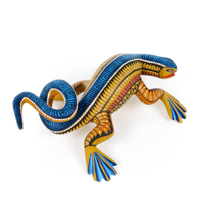 Zapotec Iguana - Oaxacan Alebrije Wood Carving - Nestor Melchor - CEMCUI